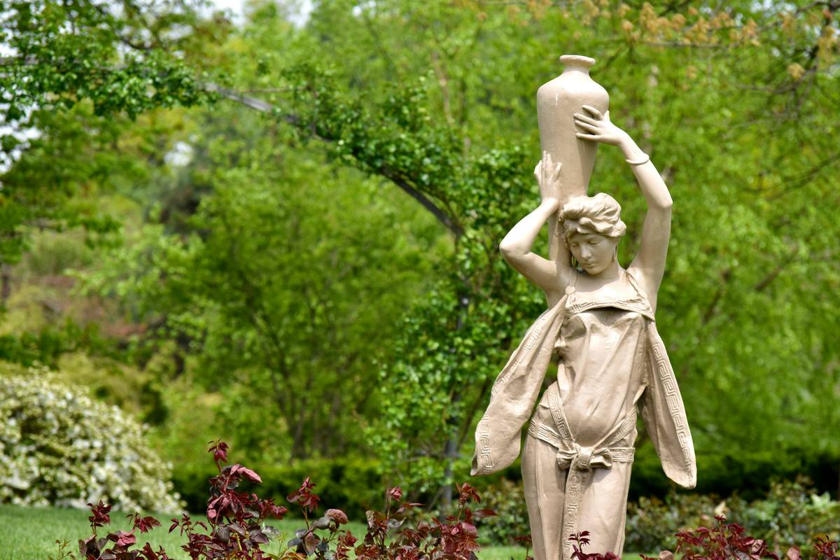Cleaning Resin Garden Statues: 7 Proven Tips to Avoid Costly Mistakes